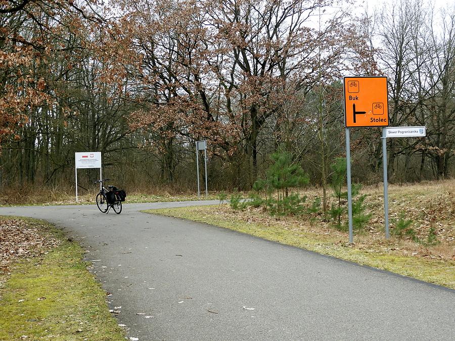 Skwer pogranicznika w pobliżu Blankensee.