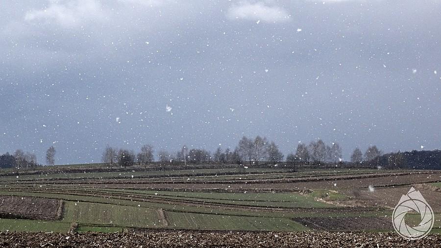 mała śnieżyca pod polami mnikowskimi