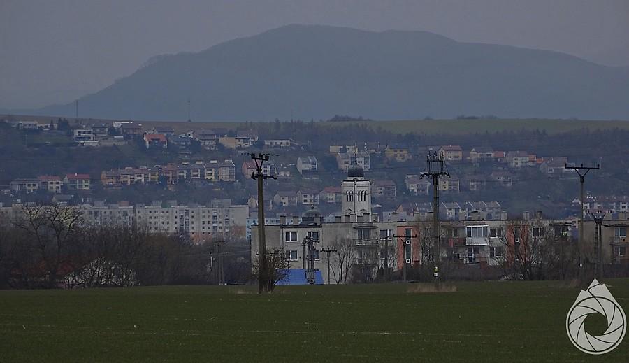Vranov, a za Vranovem sylwetka Vihorlatu