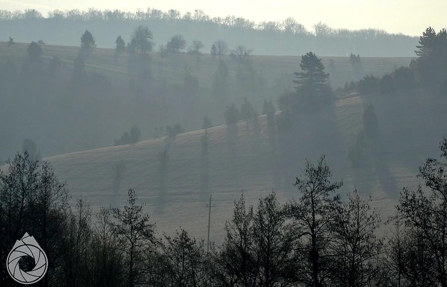 poranne cienie na wzgórzach za Szin