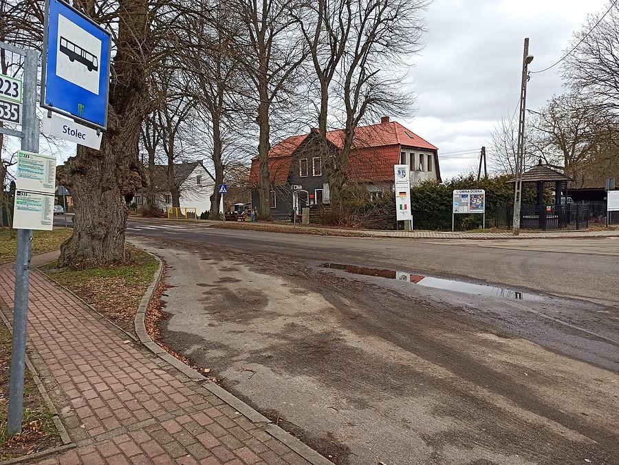 Centrum miejscowości Stolec.