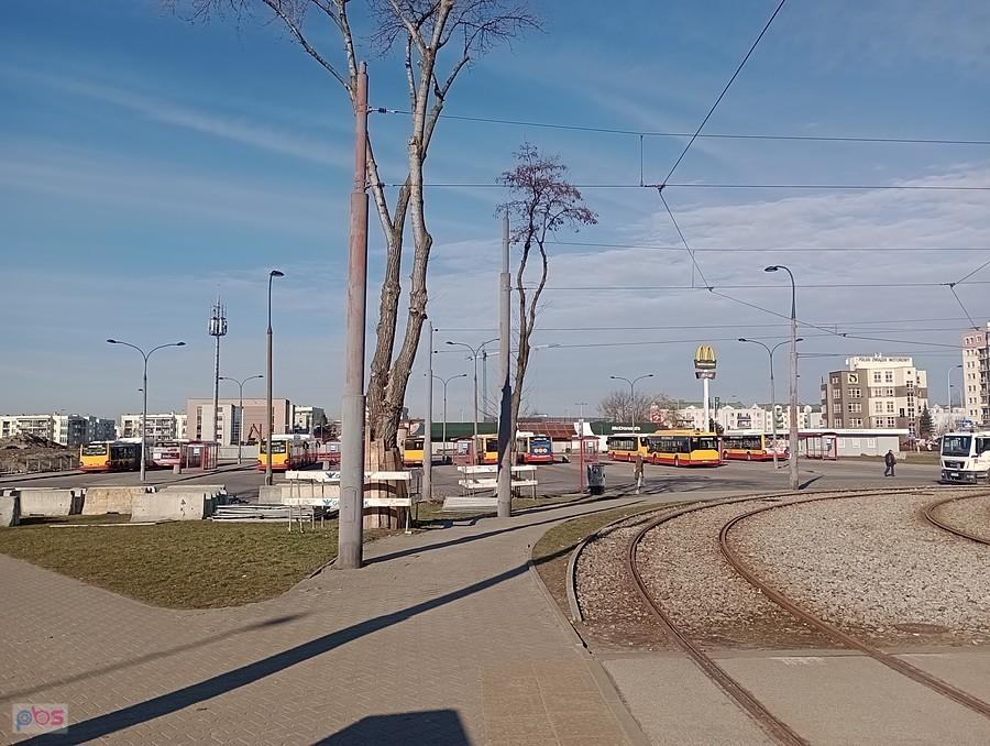 Przez wykopki na Lazurowej musiałam objechać pętlę tramwajowo-autobusową