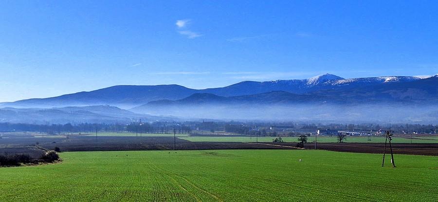 Poranna panorama Karkonoszy