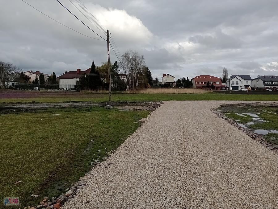 Droga przez pola