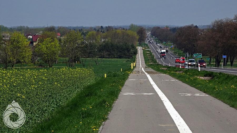 DRka wzdłuż DK12