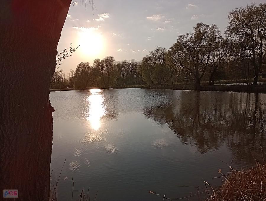 Zachodzące słońce