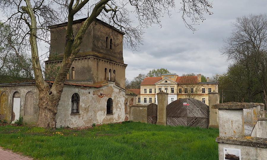 Zespół pałacowy w Myszęcinie