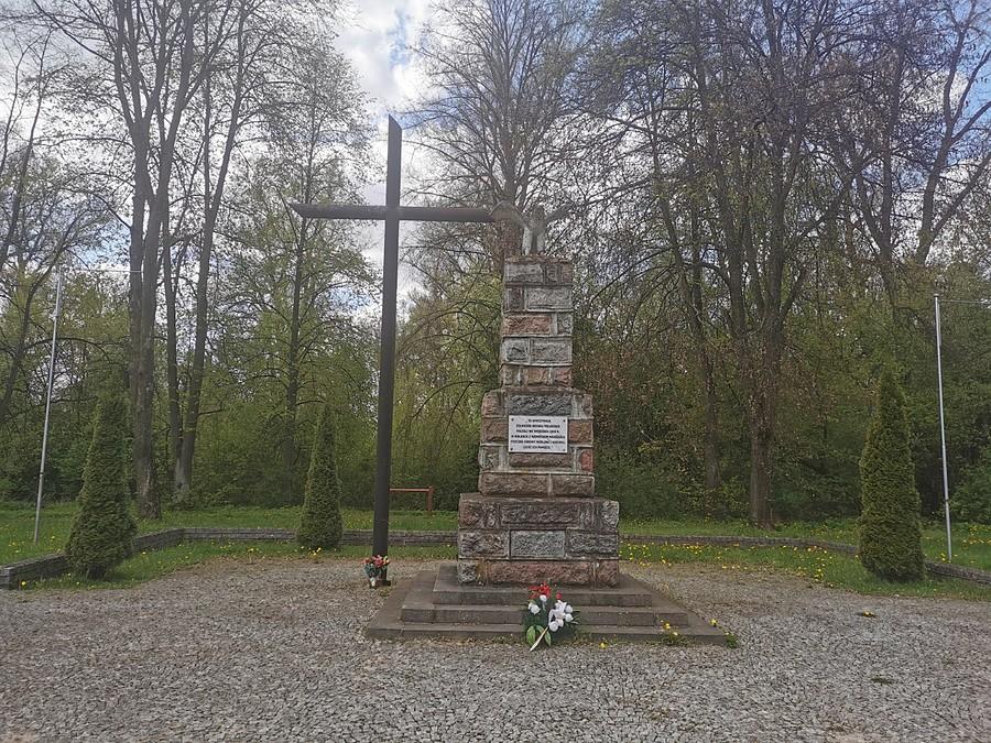 Obrońcom Modlina i Kazunia 1939, Kazuń Osiedle