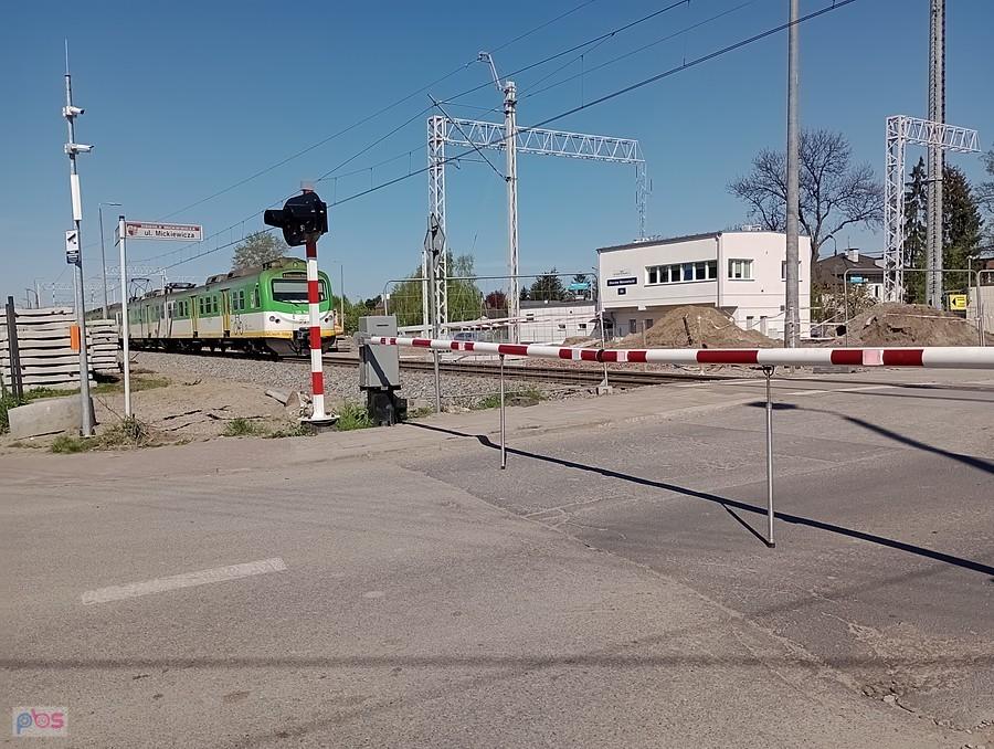 Na przejeździe w Ożarowie