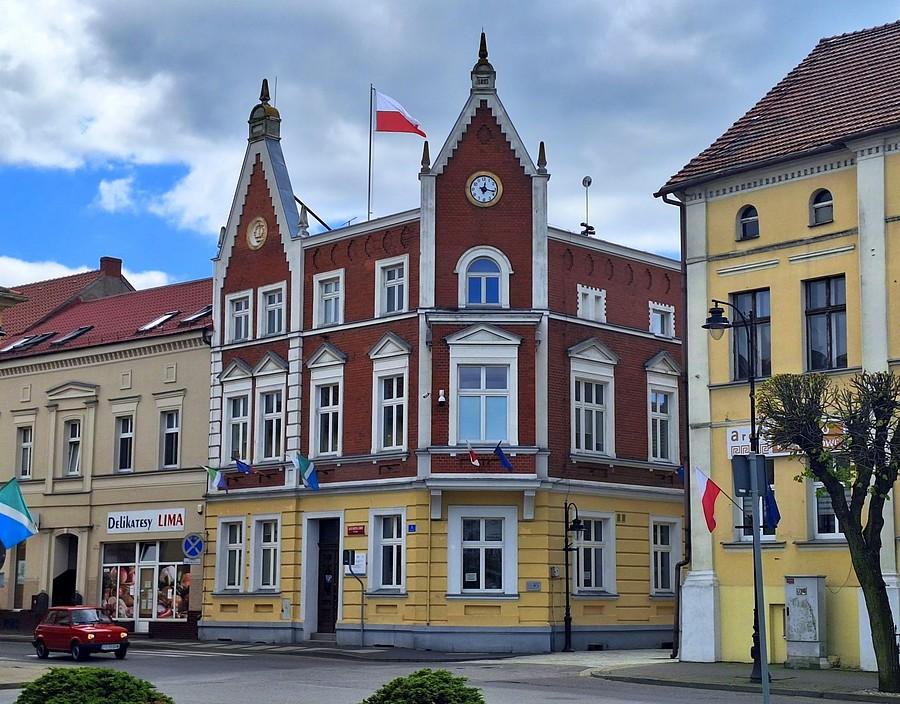 Urząd Miasta i Gminy w Buku