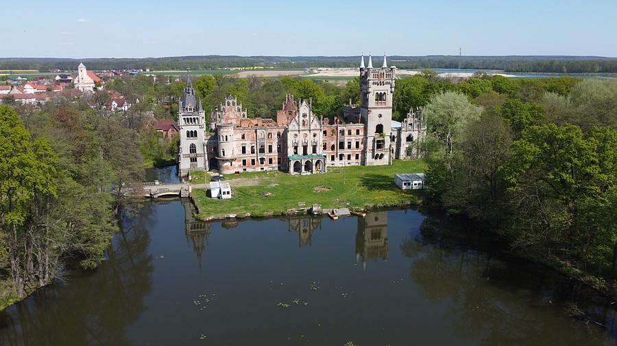 Pałac Schaffgotschów w Kopicach (by dron)