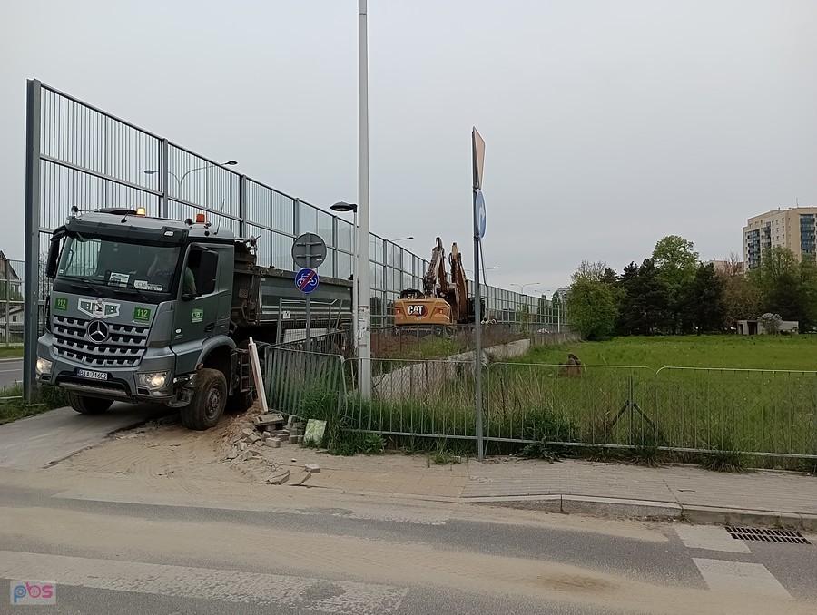 Remont ddr i chodnika na Lazurowej