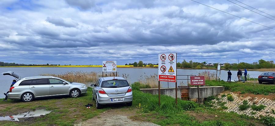 Widocznie za mało zakazów. A na pewno brakuje tych pisanych cyrylicą, bo obrazki widocznie nie wystarczają
