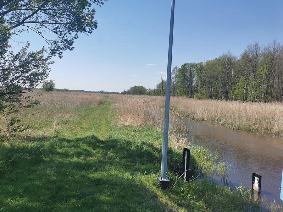 Droga wzdłuż Kanału Łasica