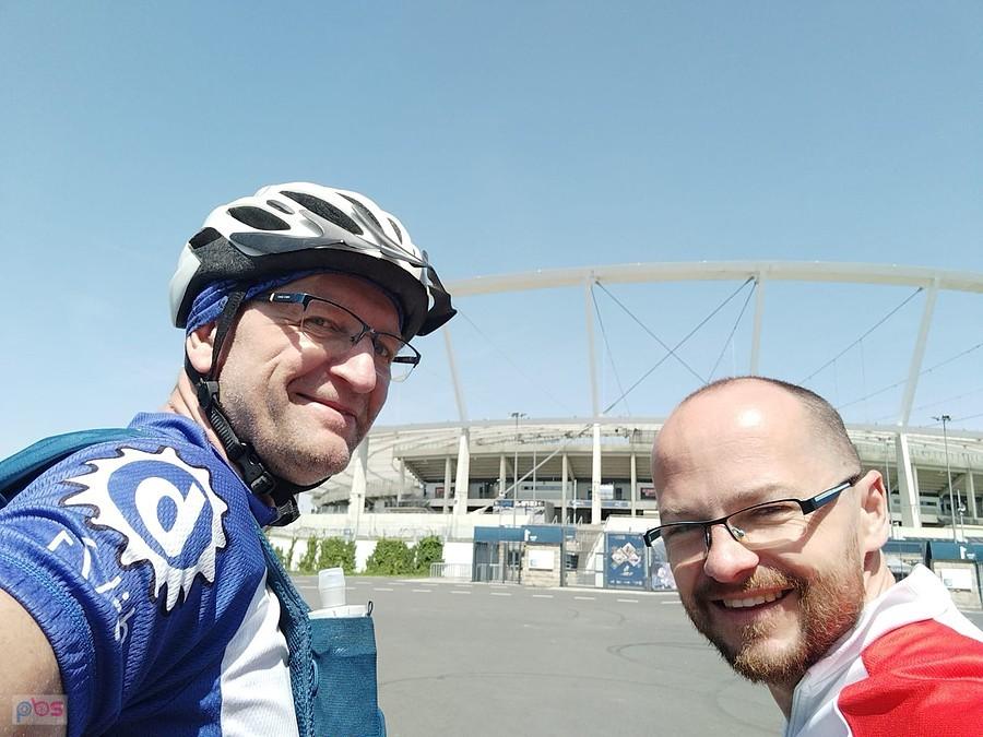 Pod stadionem