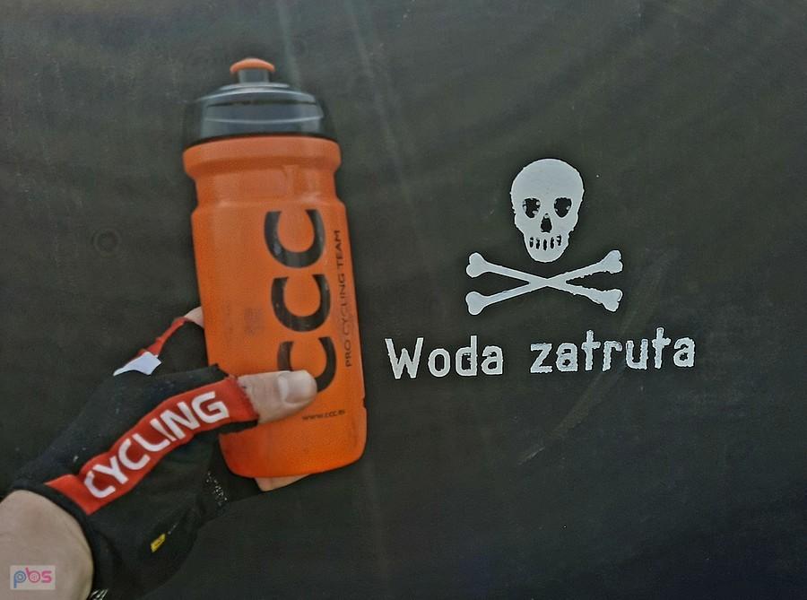 Pijmy szybciej bo się ściemnia