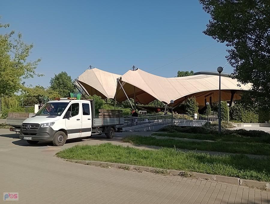 Prace porządkowe w amfiteatrze