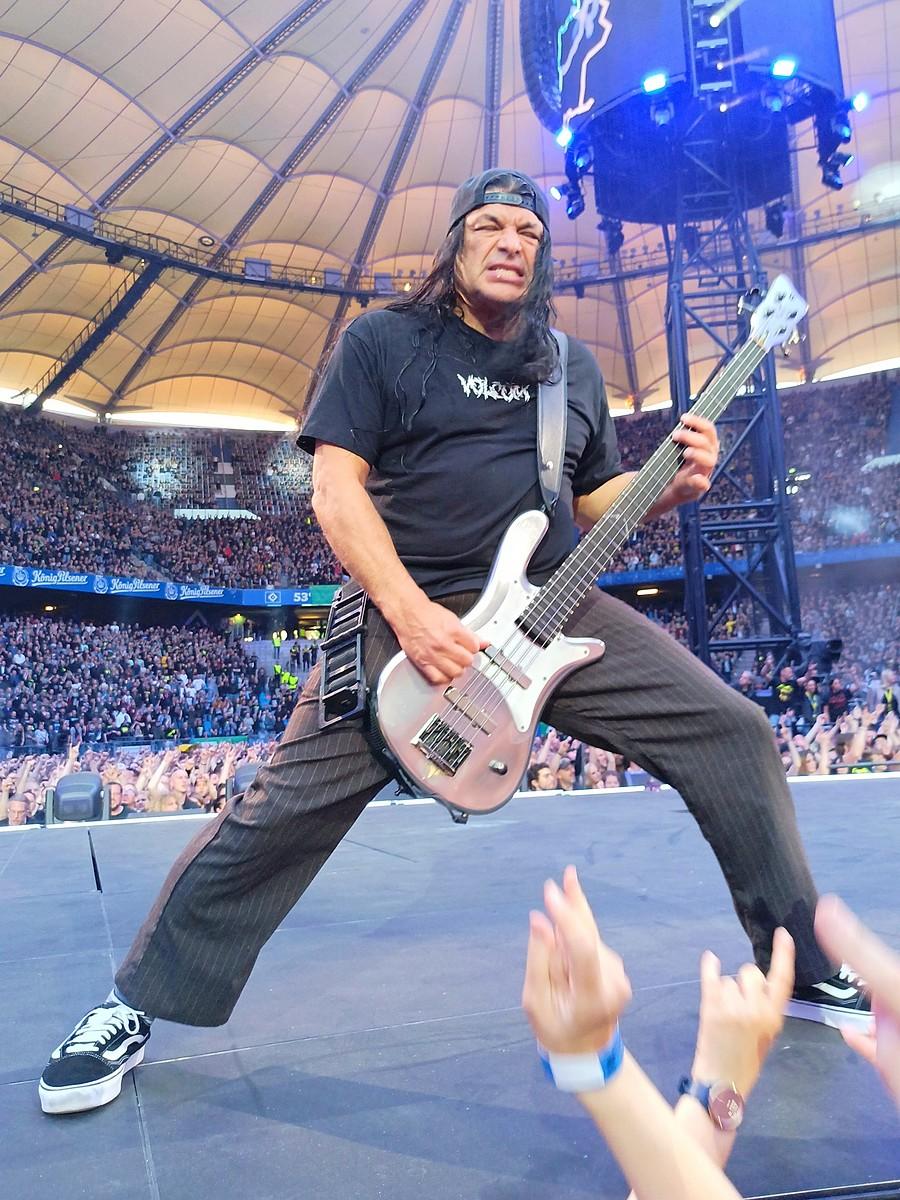 Robert Trujillo.