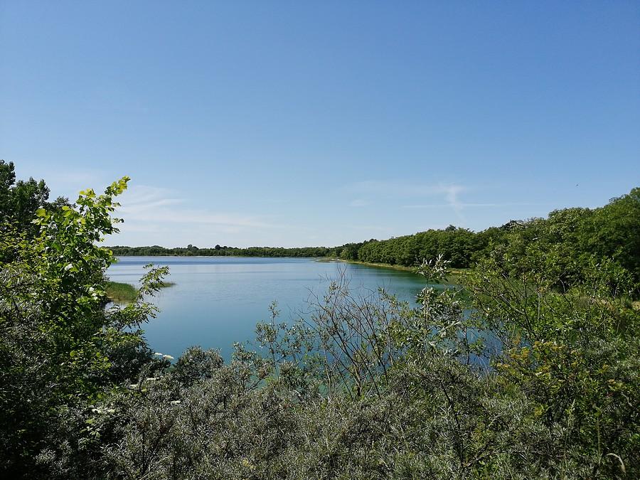 Osadnik Gajówka czyli tzw. Lazurowe Jezioro w pobliżu Turku.