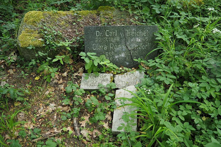 Zachowane tablice nagrobne Treichelów