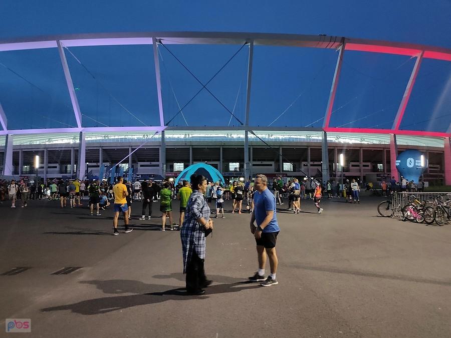 Przed Stadionem Śląskim
