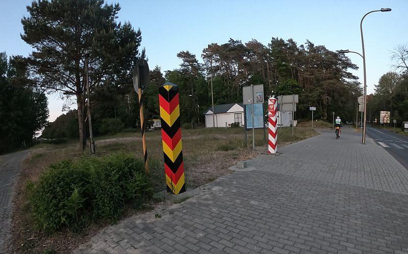 Wracamy do kraju. Jak widać - kostka brukowa inna :)