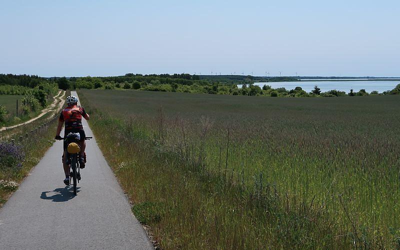 Fajna asfaltowa rowerówka w okolicach Wolina