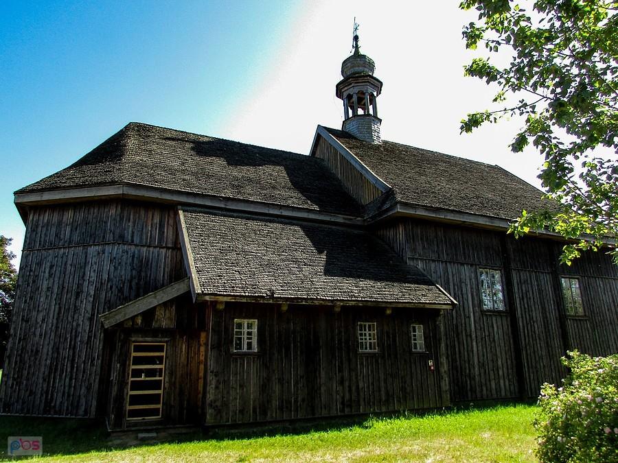 Skansen w Maurzycach - kościół p.w. Świętego Marcina