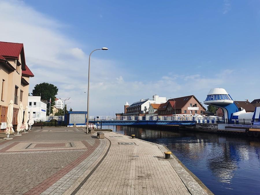 Zwodzony most łączący Darłówko Wchodnie i Zachodnie