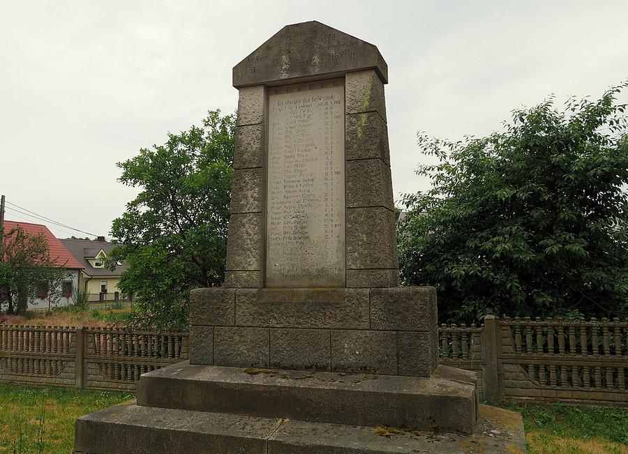 Kriegerdenkmal z Dolska
