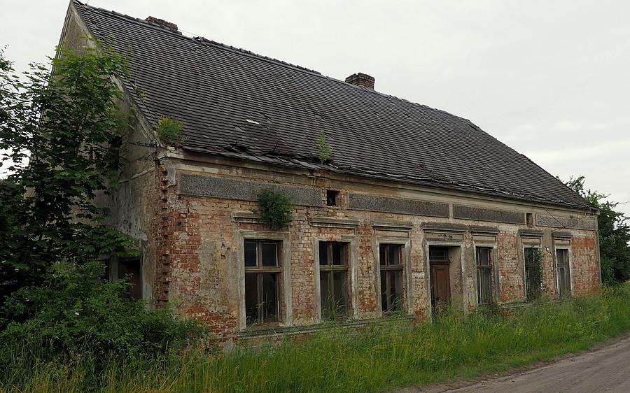 Dawna szkoła w Nowych Dzieduszycach