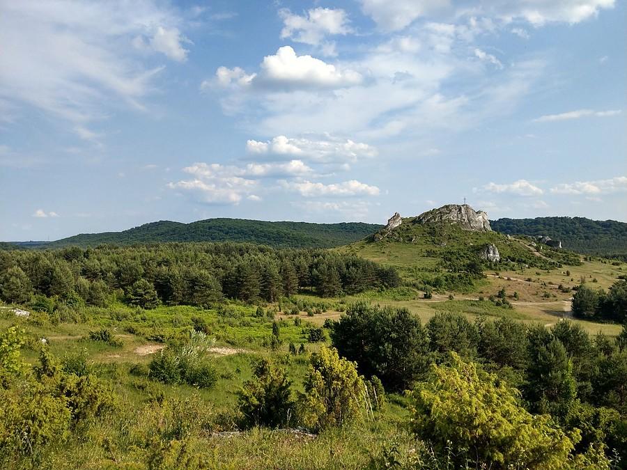 Widok z Lipówek na Sokole i Biakło