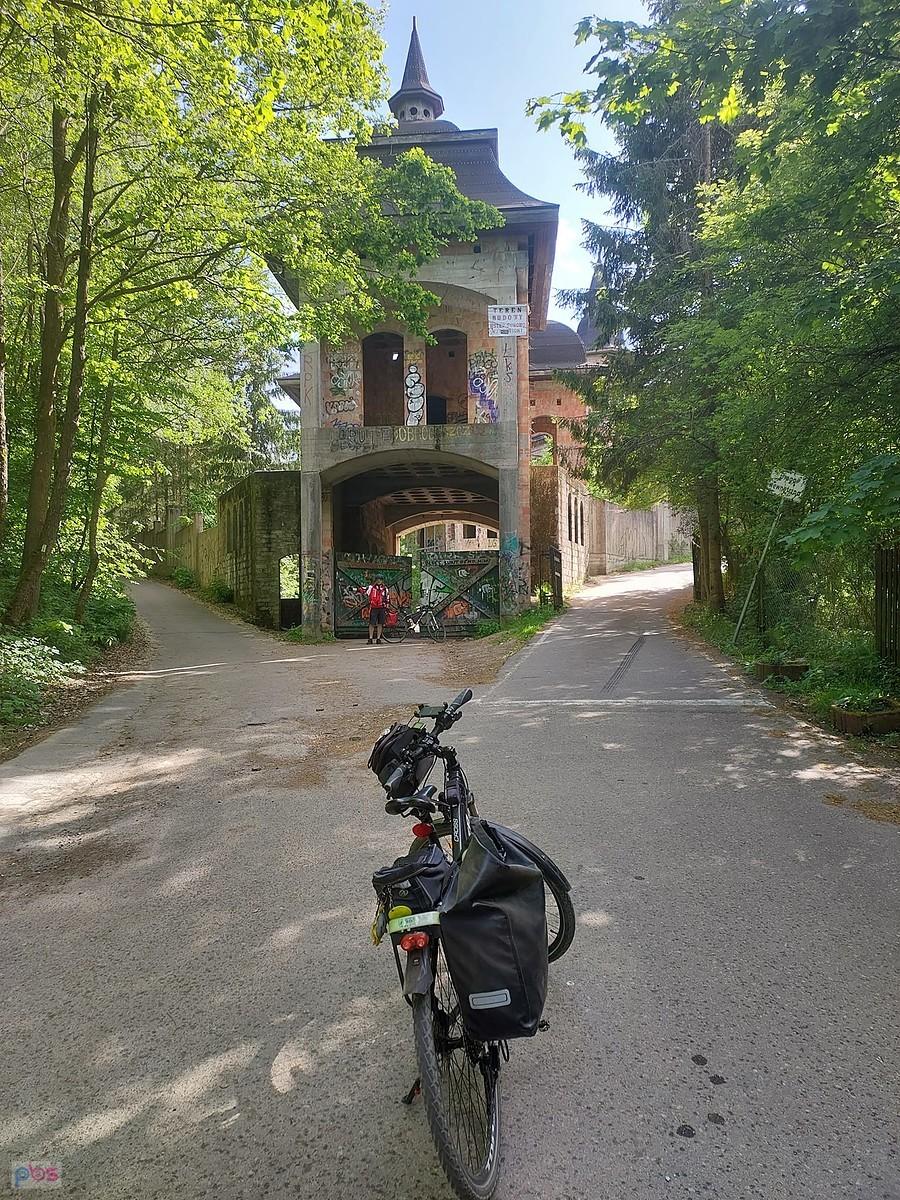 "Zamek" w Łapalicach