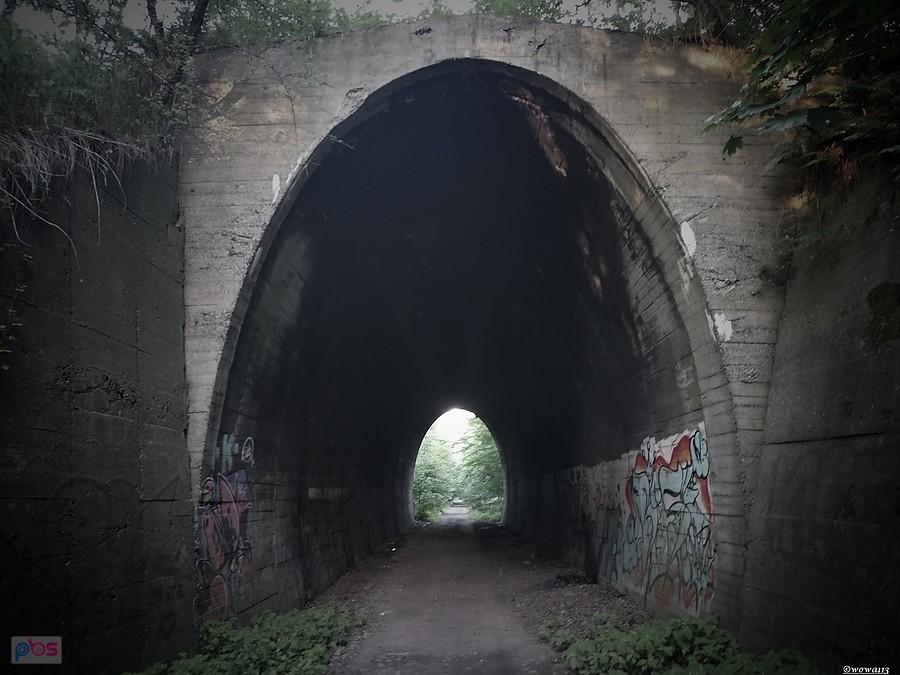 Tunel kolei piaskowej