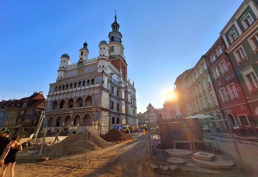 Pocztówka z Poznania - wersja niekończący się remont