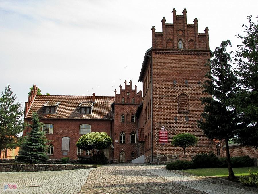 Dziedziniec zamku krzyżackiego w Olsztynku