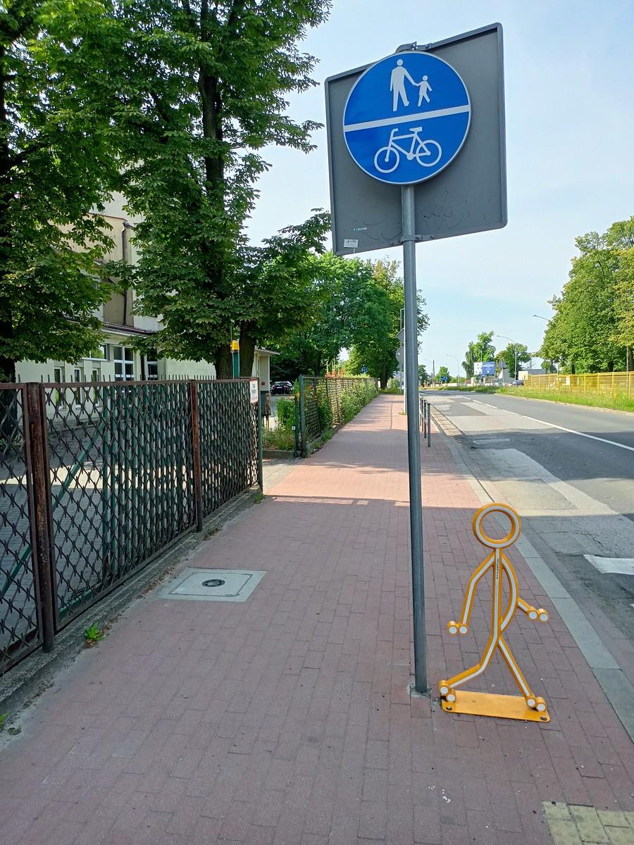Hej słupek!!! Co? Ty kur.o!!!