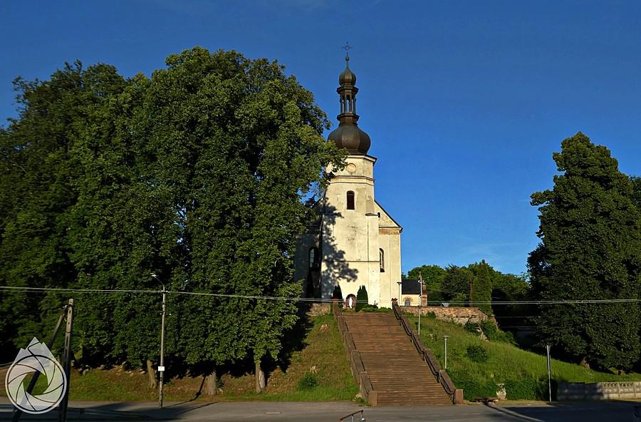 kościółek na górce w Wzdole Rządowym