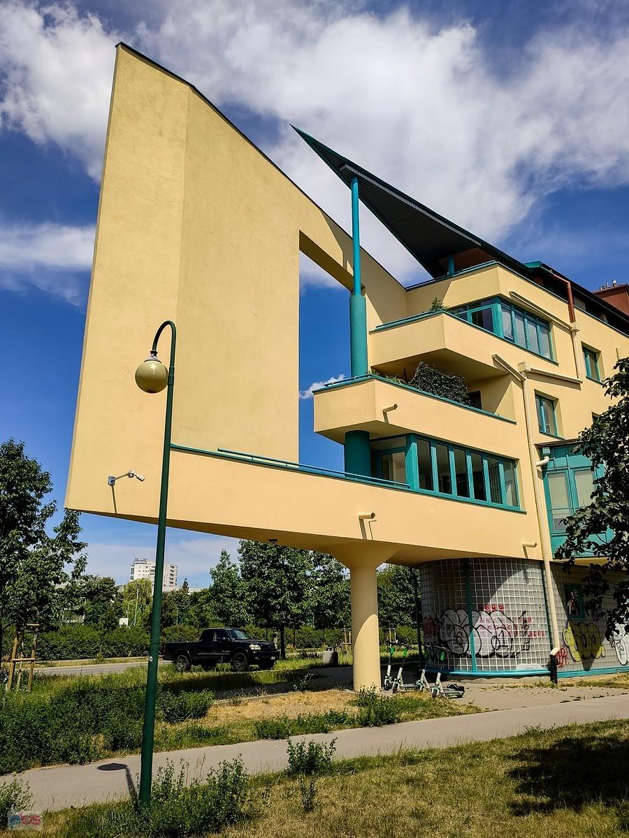 Jak dziób okrętu