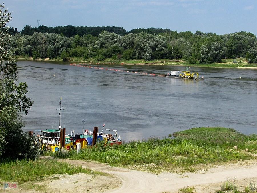 Flota rzeczna przy Moście Południowym