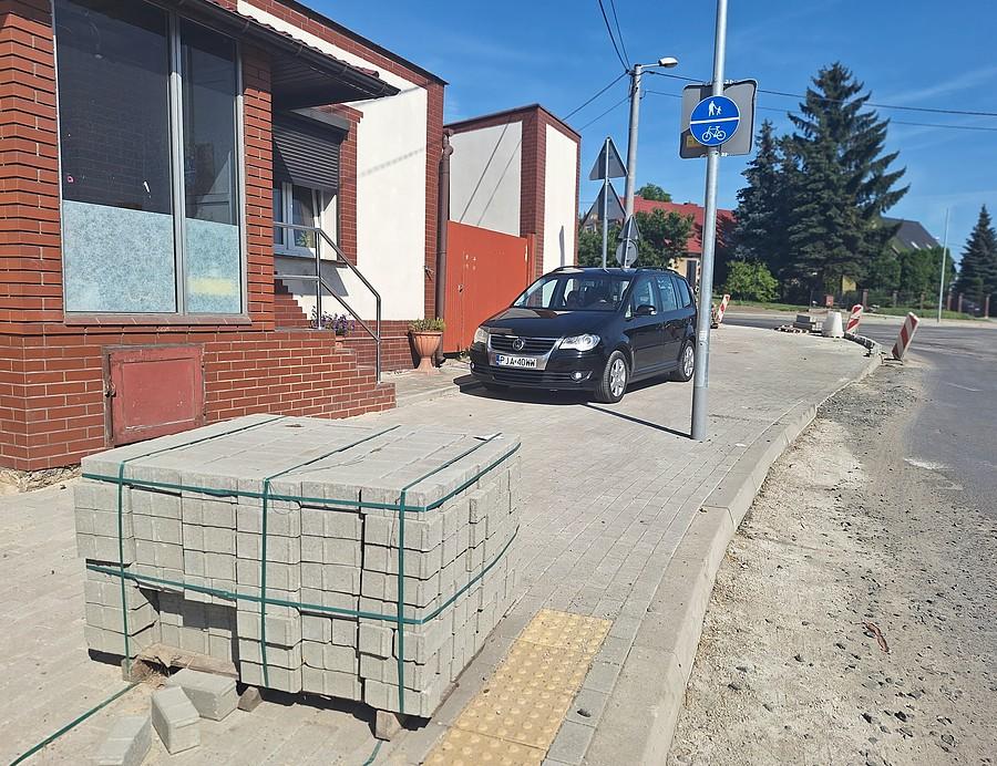 W sumie niech tak zostanie, i tak nikt normalny jeździć tym nie będzie