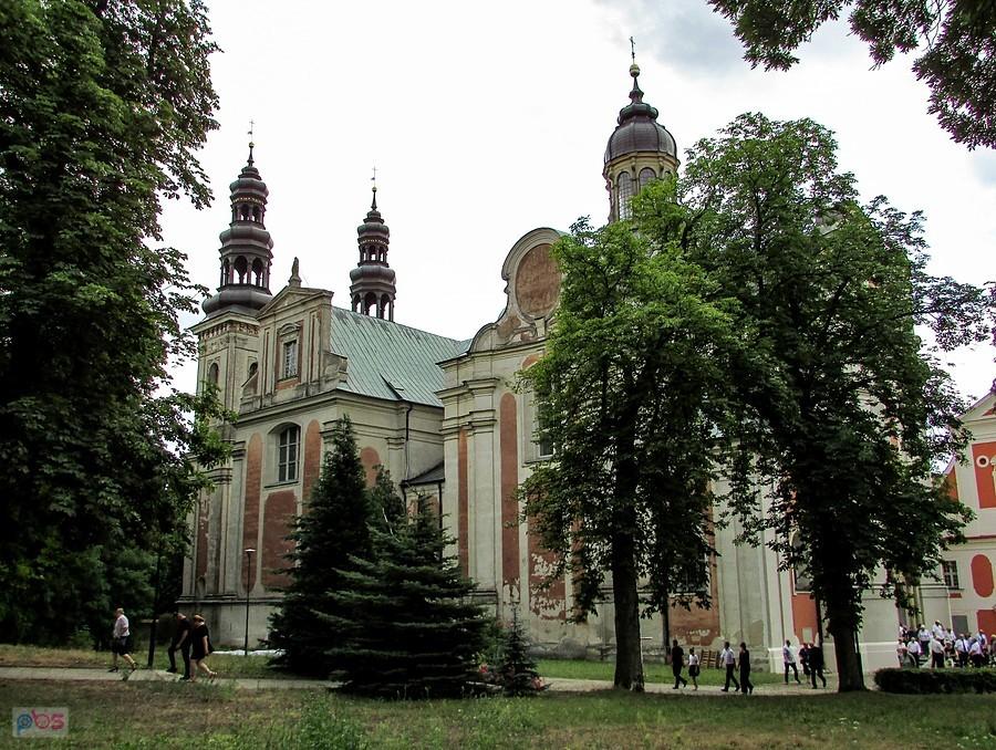 Latarnia kopuły i dwie wieże