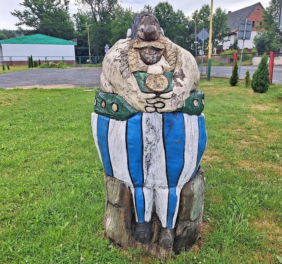 Coś na obły kształt Obeliksa :)