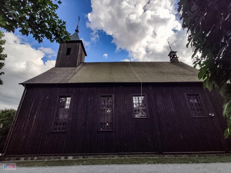 Kościół w Dobrzycy zbudowano w 1778 roku