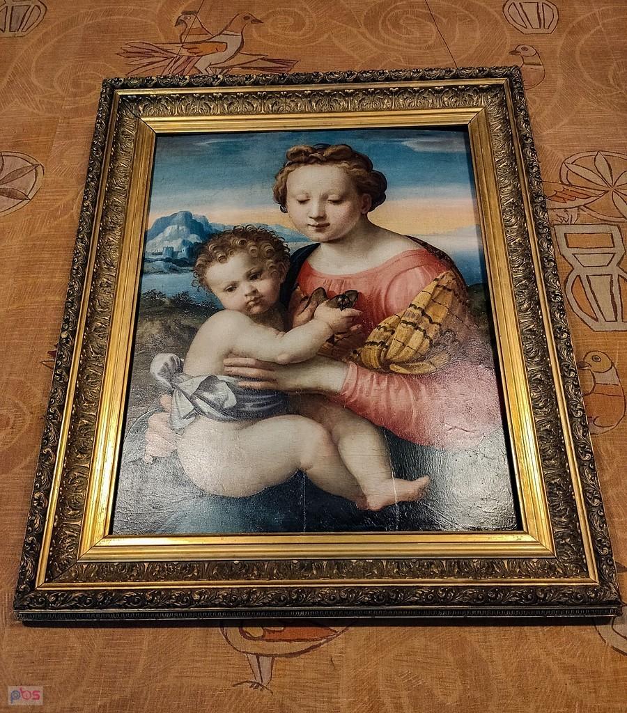 Zamek w Gołuchowie - Madonna z Dzieciątkiem i szczygłem