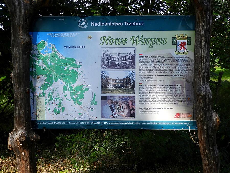 Nowe Warpno - tablica infomacyjna.