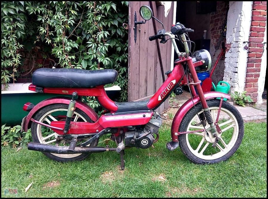 Motorower na serwis