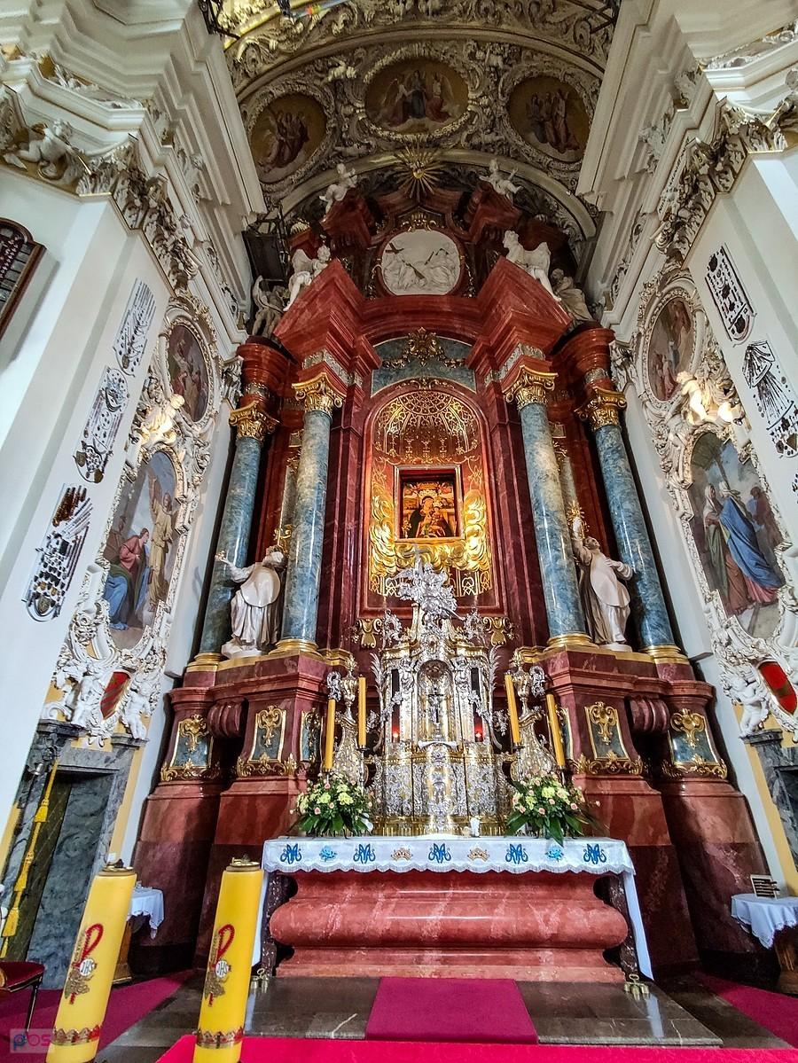 Gostyń - ołtarz główny Bazyliki na Świętej Górze