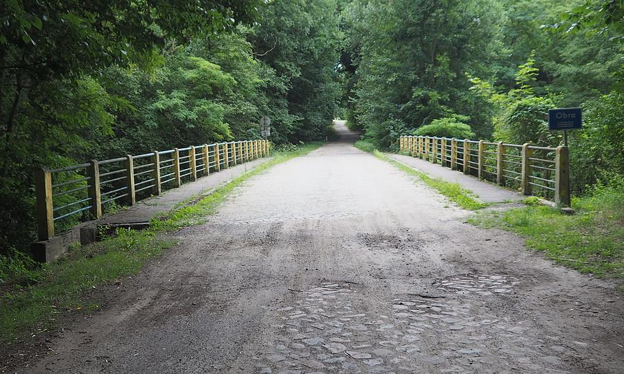 Stary Dworek, most przy Lisiej Polanie