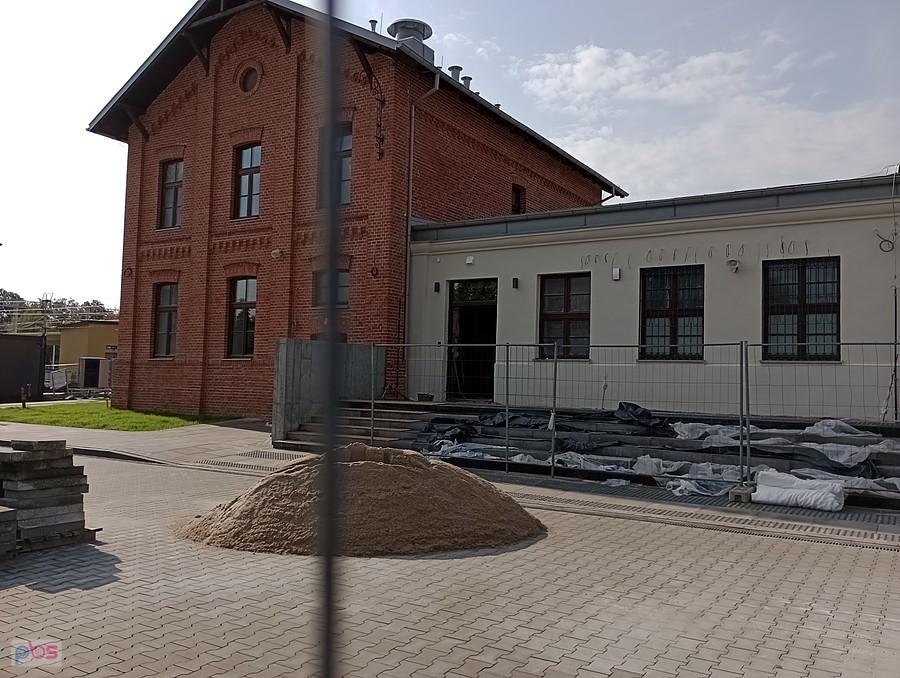 Odrestaurowany dworzec kolejowy